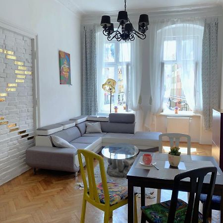 Rynekart Apartment Świdnica Eksteriør bilde